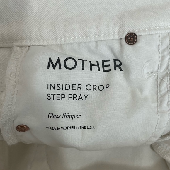 MOTHER Insider Crop Step Fray White Flare Jeans in Glass Slipper Raw Hem Size 25 - Picture 15 of 16